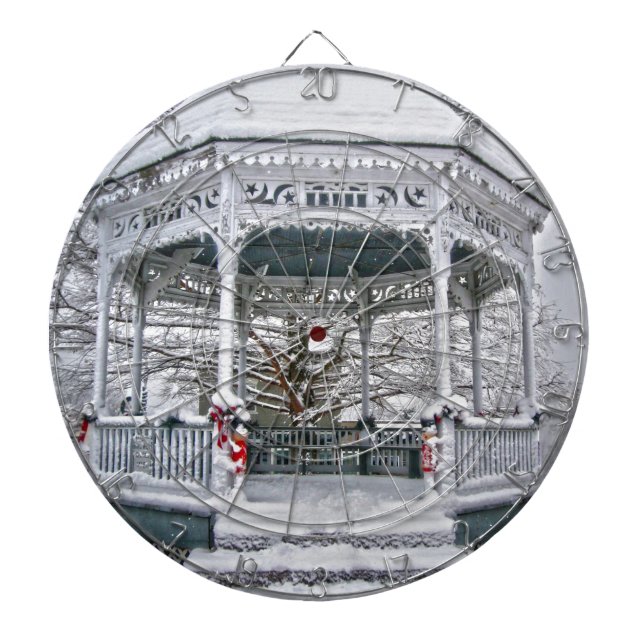 Tabla Dardos Courthouse Gazebo na neve (Frente)