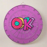 Tabla Dardos Diversão Legal e colorida "OK", em forma de esport<br><div class="desc">Melhore a sua sala de jogos com o nosso Conselho de Dart Desportivo Roxo e Legal 'OK'. Apresentando cores roxas arrojadas e um design 'OK' moderno, este conselho dardo adiciona estilo e talento à sua configuração de jogos.</div>