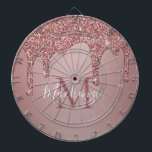 Tabla Dardos Glitter Monograma de Coleta Dourada Girassol<br><div class="desc">Girly Rosa Dourado Sparkle Glitter Drips Monograma Dart Board com um falso brilho cor-de-rosa/rosa dourado pincelado em um fundo chic com seu monograma e nome personalizados. Excelente para quem ama o estilo de vida de luxo. Perfeito para sua estética de luxo! Você está pingando no luxo - mostre! Entre em...</div>