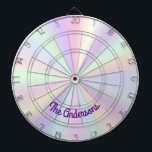 Tabla Dardos Gradiente Radial Arco-Íris Iridescente Pastel<br><div class="desc">Um arco-íris radial pastel iridescente ou fundo de gradiente para o seu prato personalizado. Personalize o estilo e a cor da fonte do script moderno. Você poderá alterar a curvatura do design de texto personalizado se alterar o estilo da fonte. Um belo estilo brilhante brilhante brilhante de caligrafia violeta roxa......</div>