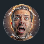 Tabla Dardos Isso vai deixar uma marca engraçada<br><div class="desc">Olho de Touro na sua Cara Humorous Dartboard Se você é um profissional ou apenas jogando por diversão, este quadro hilário traz personalidade aos seus arremessos — porque até seu alvo deveria ter uma reação! Mantenha a imagem atual do conselho dardo de um homem muito surpreso, ou substitua-a pela sua....</div>