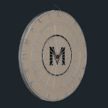Tabla Dardos Monograma clássico simples bege preto<br><div class="desc">Conselho moderno de dardo com medalhão simples de monograma preto e bege com tipografia clássica de bloqueio inicial em preto. Personalizar com o monograma inicial; use o menu personalizar para alterar a cor ou a tipografia de fundo.</div>