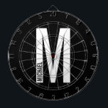 Tabla Dardos Monograma e Nome de Negrito Personalizado Moderno<br><div class="desc">Design de Monograma moderno,  com letra monográfica "M" personalizada e nome no estilo de letra de sans serif negrito moderno.

Presente perfeito para ele,  presente de dia de os pais e muito mais.</div>