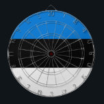 Tabla Dardos Painéis com bandeira da Estônia<br><div class="desc">Adicione uma reviravolta divertida e patriótica à sua sala de jogos com esta vibrante prancheta com a bandeira da Estônia! Este quadro desenhado de forma única combina a recreação com o orgulho nacional, mostrando o azul, preto e branco arrojado da bandeira estônia de uma forma que transforma cada jogo numa...</div>