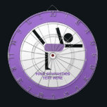 Tabla Dardos Presentes de ginástica, personalização do executor<br><div class="desc">Presentes de ginástica, artista de ginástica personalizado dart boardj um ícone negro minimalista de uma ginasta vestindo um leotard roxo com uma borda roxa ao redor. Personalize-o e altere o texto com monograma, nome ou mensagem. As ideias perfeitas para o atleta de ginástica, amante ou aqueles que fazem isso como...</div>