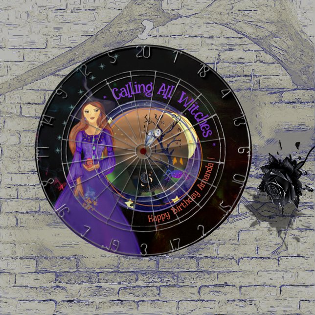 Tabla Dardos Roxo de aniversário da bruxa das bruxas (Halloween Witch Birthday Purple Dart Board)