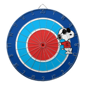 Tabla Dardos Snoopy "Joe Legal" em pé