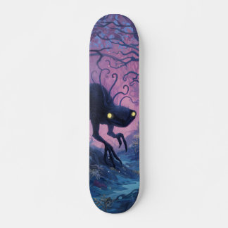 Tabla de Skate Extraterrestre en un Bosque Oscuro