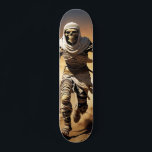 Tabla de skate Momia del Desierto Corriendo.<br><div class="desc">La Momia del Desierto corre sobre la arena y ahora también sobre tu tabla. Un diseño salvaje que transmite velocidad, misterio y poder. Perfecta para riders que buscan destacar en cada sesión. Arte oscuro inspirado en las leyendas del desierto. Haz que cada truco tenga una historia detrás. Atrévete a rodar...</div>