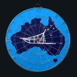 Tablero Dardos Abaixando o som<br><div class="desc">Uma simples silhueta branca de um trenó de cão e a Cruz do Sul sobrepuseram-se a um mapa azul da Austrália. Você pode escolher uma cor de fundo diferente. Quem teria mordido? Mudando de cabeça para baixo em Oz. O trenó de cachorro é bastante popular na Austrália. No Monte Hotham...</div>