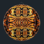 Tablero De Dardos chamas cor de laranja Padrão tribal do totem nativ<br><div class="desc">chamas cor de laranja preto e dourado Acessórios tribais do totem nativo. Acessórios da ilha tropical.</div>