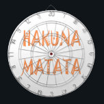 Tablero De Dardos Hakuna Matata - Arte Tribal Africana<br><div class="desc">Hakuna Matata - Arte Tribal Africana Celebra o espírito descuidado de Hakuna Matata com esta design minimalista mas culturalmente rica. Apresentando a frase suaíli Hakuna Matata (que significa "Sem preocupações") em uma fonte ousada e de inspiração tribal, esta trabalho de arte combina lindamente a herança africana com a design moderna....</div>
