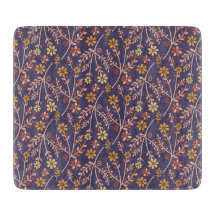 Desenho Floral Caprichoso com Vinhas em Fundo Roxo