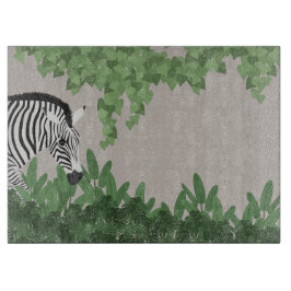 Tabua De Cortar Zebra amongst Leaves