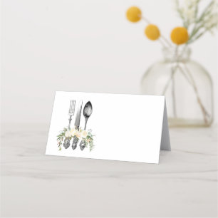 talheres e cartões de casamento florais