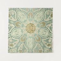 Tapeçaria verde e Dourado da mandala de Triskele