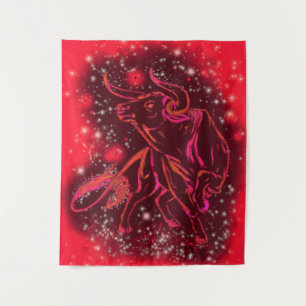 Tapeçaria Vermelha com Touro Correndo na Noite Est