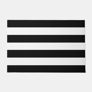 Tapete ao ar livre preto e branco