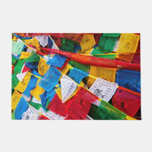 Tapete Bandeiras de oração tibetanas coloridas - Tibete