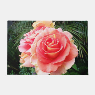 Tapete "Bem-vindo" Linda Foto de Fechamento de Rosa Rosa