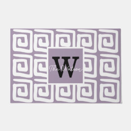 Tapete Bonito padrão monograma com chave roxa
