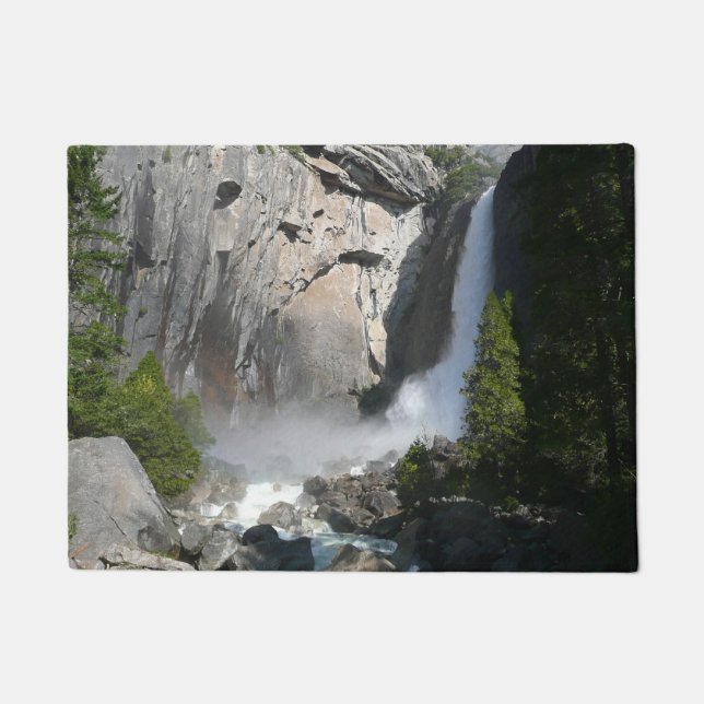 Tapete Cachoeira Inferior de Yosemite na Trilha da Cachoe (Frente)