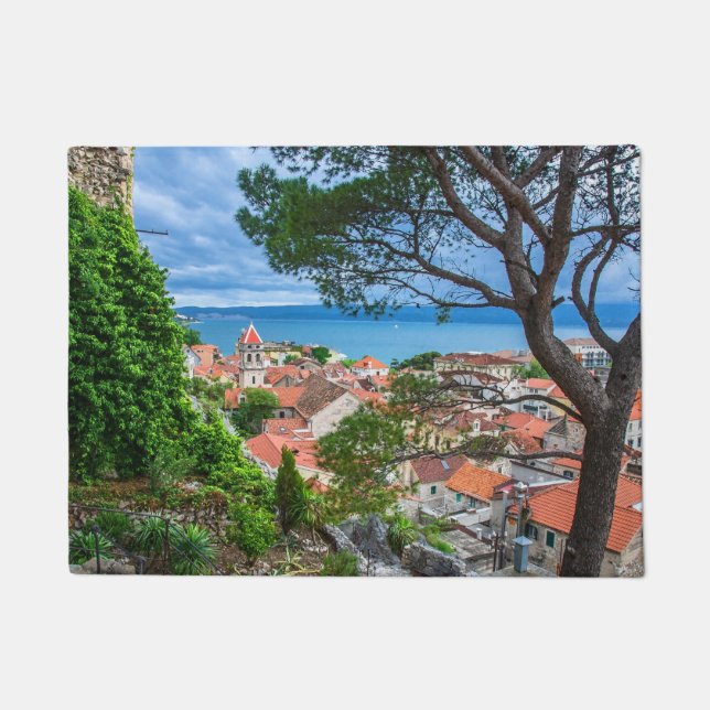 Tapete Cidade croata de Omis. (Frente)
