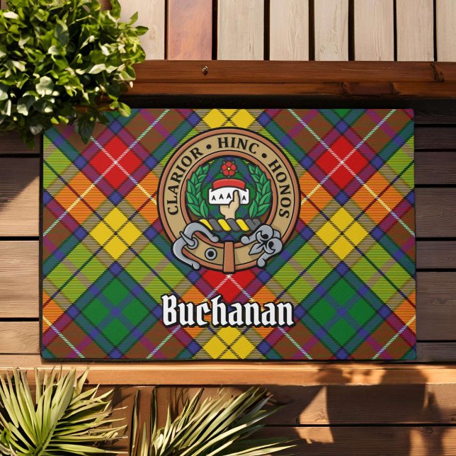 Tapete Clan Buchanan Crest sobre Tartan (Criador carregado)