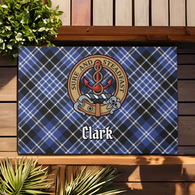Tapete Clan Clark Crest sobre Tartan (Criador carregado)