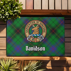 Tapete Clan Davidson Crest sobre Tartan