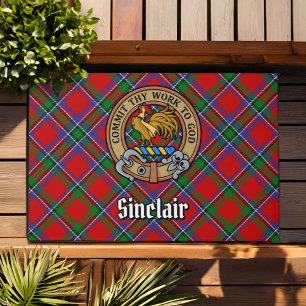 Tapete Clan Sinclair Crest sobre o Red Tartan