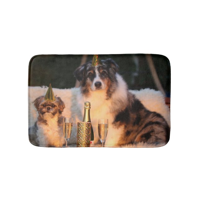 Tapete De Banheiro Cães Celebrando Ano Novo (frente)