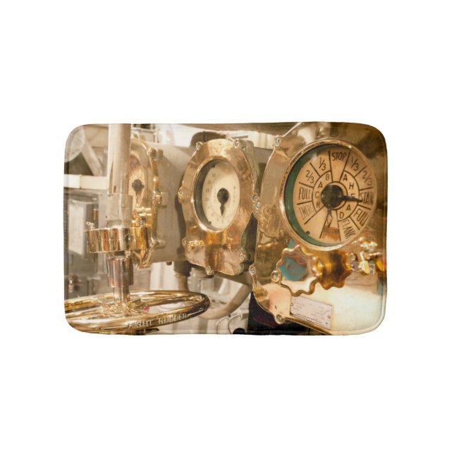 Tapete De Banheiro Calibres e instrumentos navegacionais no submarino (frente)