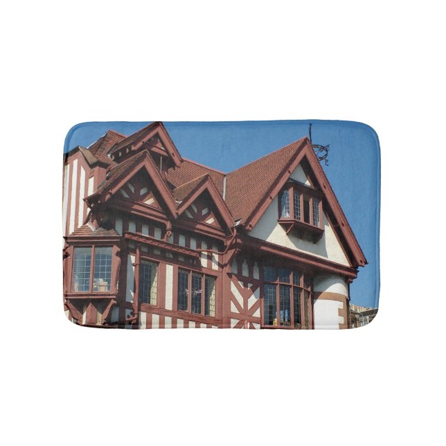 Tapete De Banheiro Edifício de carvalho Tudor, Edimburgo, Escócia (frente)