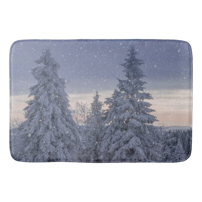 Tapete De Banheiro Linda paisagem de inverno como nevando (Frente)