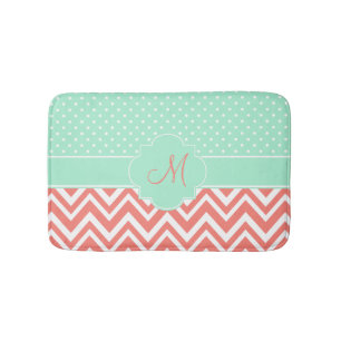 Tapete De Banheiro Monograma Chevron coral com teste padrão de