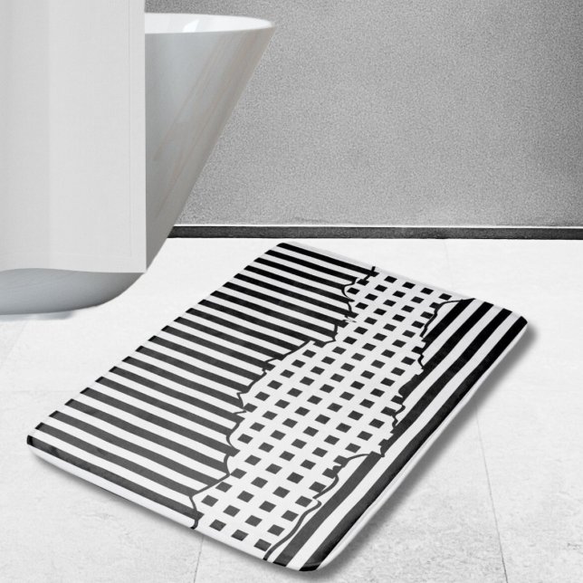 Tapete De Banheiro Na moda strips Azulejos irregulares preto e branco (Stylish Stripes Net Layered Black & White Bath Mat)
