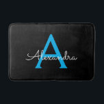 Tapete De Banheiro Nome do Monograma Girly de Script Preto Azul<br><div class="desc">Bath Mats do Nome do Monograma Simples Preto e Azul. Isso faz a formatura perfeita,  aniversário,  casamento,  chá de panela,  aniversário,  chá de fraldas ou presente de festa de solteira para alguém que ama luxo de vidro e estilos quíticos.</div>