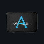 Tapete De Banheiro Nome do Monograma Girly de Script Preto Azul<br><div class="desc">Bath Mats do Nome do Monograma Simples Preto e Azul. Isso faz a formatura perfeita,  aniversário,  casamento,  chá de panela,  aniversário,  chá de fraldas ou presente de festa de solteira para alguém que ama luxo de vidro e estilos quíticos.</div>
