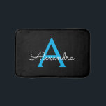 Tapete De Banheiro Nome do Monograma Girly de Script Preto Azul<br><div class="desc">Bath Mats do Nome do Monograma Simples Preto e Azul. Isso faz a formatura perfeita,  aniversário,  casamento,  chá de panela,  aniversário,  chá de fraldas ou presente de festa de solteira para alguém que ama luxo de vidro e estilos quíticos.</div>