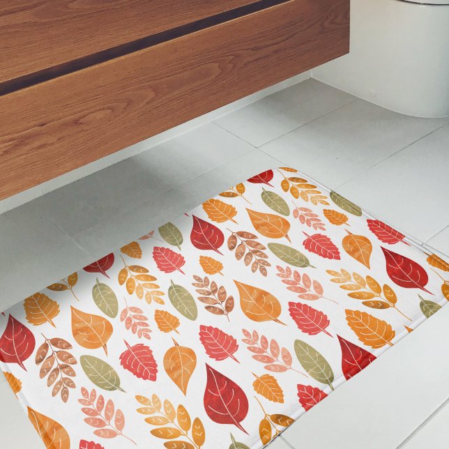 Tapete De Banheiro Padrão de Folhas de outono pintadas (Autumn Leaves Pattern Bath Mat)