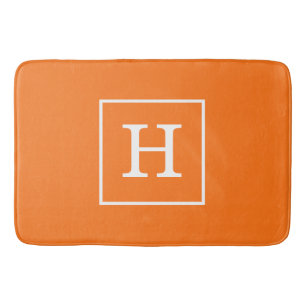 Tapete De Banheiro Pumpkin Laranja Branco Moldado Monograma Inicial