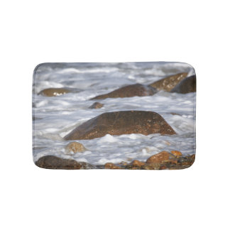 Tapete De Banheiro Rocks and Waves Bath Mat