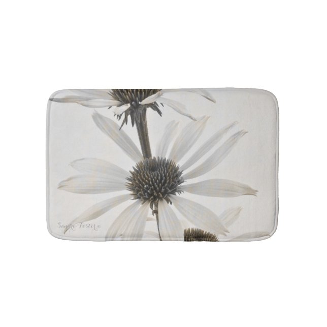 Tapete De Banheiro Três Flores Brancas de Cone (frente)