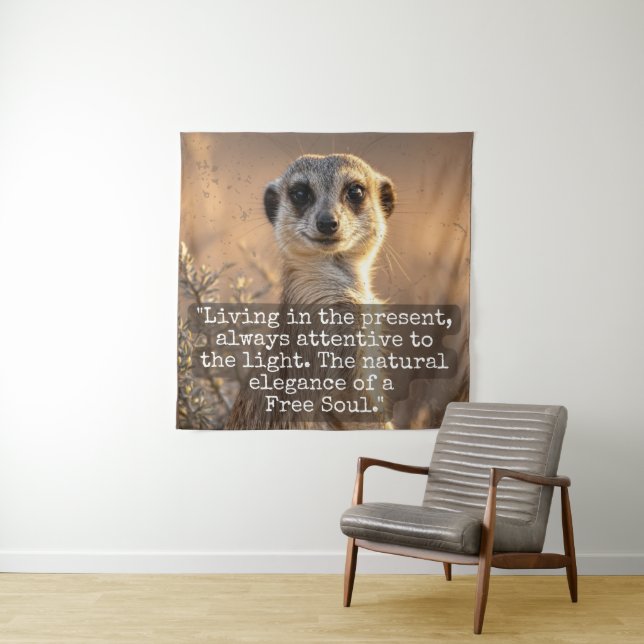 Tapete De Parede Adventurous Meerkat Living (In Situ)