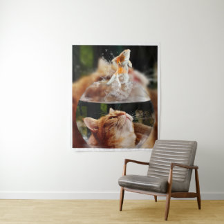 Tapete De Parede Curiosity in a Fishbowl – The Cat’s Dream