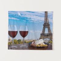 Dois copos de vinho no café em Paris