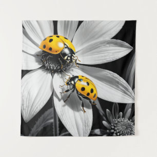 Tapete De Parede Escaravelho Amarelo Na Flor Branca Preta