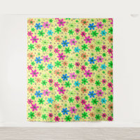 Flores camomila multicoloridas brilhantes em amare
