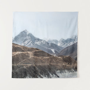 TAPETE DE PAREDE FOTO DE PAISAGEM DAS MONTANHAS SOB NUVENS BRANCAS